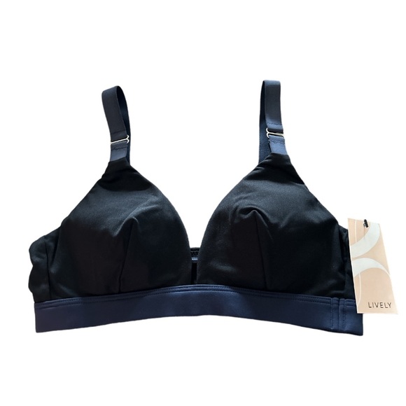 NWT, Lively Active Busty Bralette in Jet Black & Navy, Size S - Picture 1 of 4